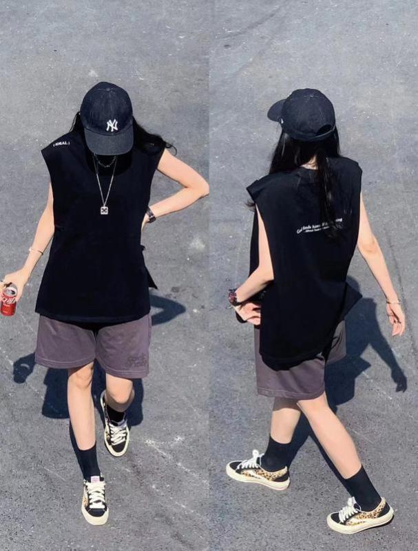 无袖穿搭秘籍，清凉又时尚
